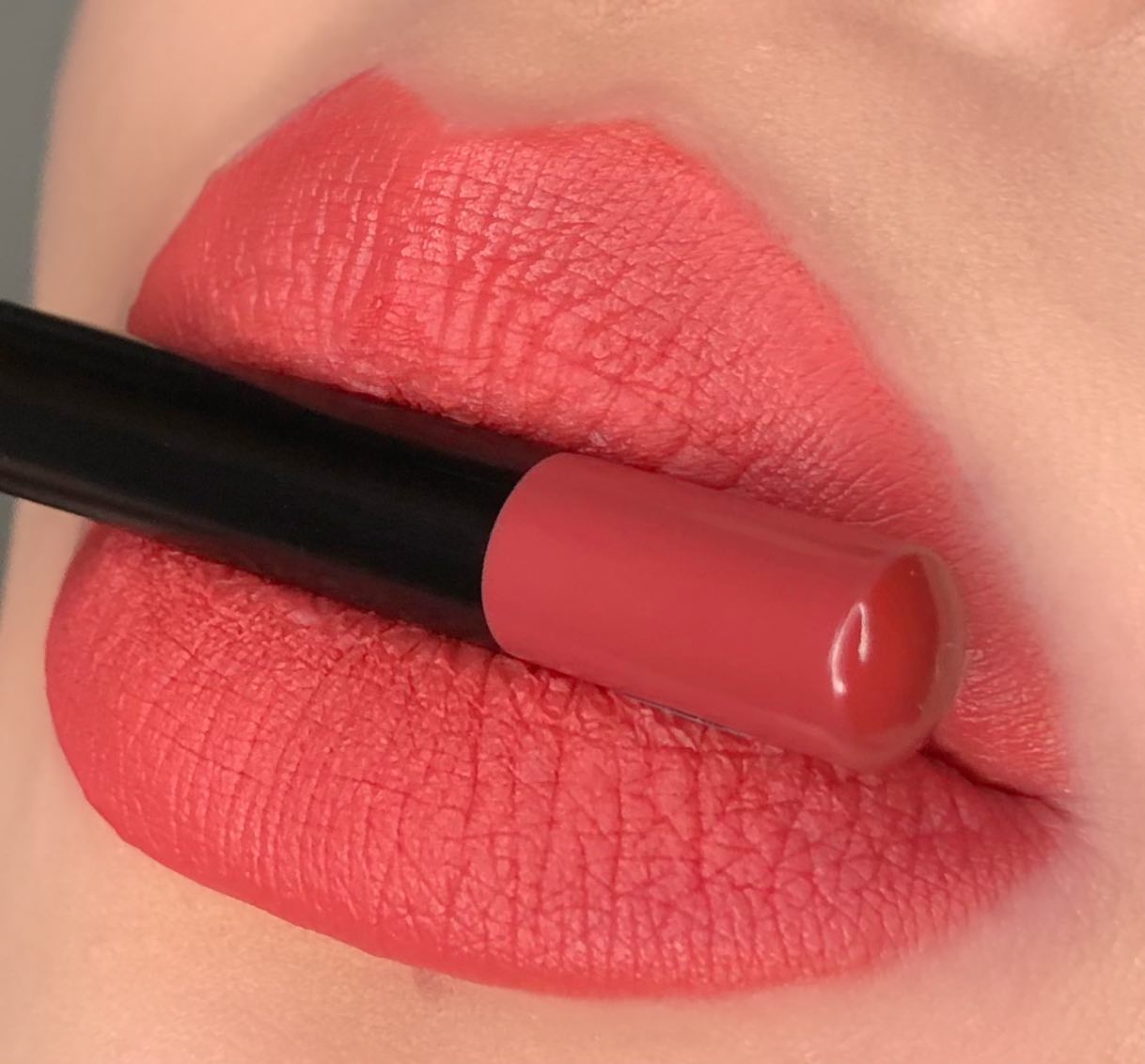 Seductress (Lip Liner)